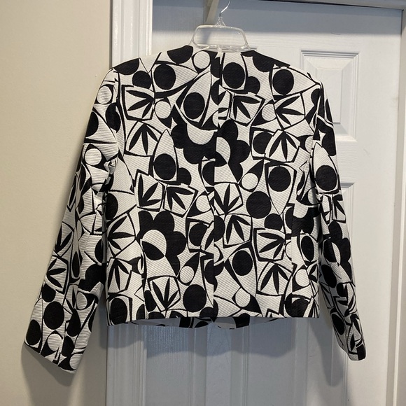 NWOT - LOUBEN Open Style Black & White Floral Pattern Lined Jacket - Size 12 - Picture 12 of 14